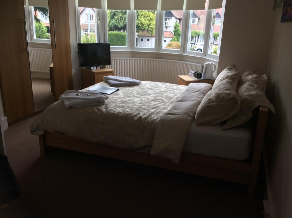 Broad Oaks B&B Solihull Eksteriør billede