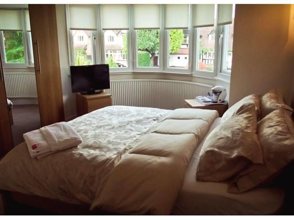 Broad Oaks B&B Solihull Eksteriør billede